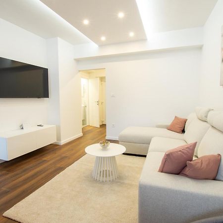 Apartman Valentina - Self Check In And Check Out Otocac Exterior photo