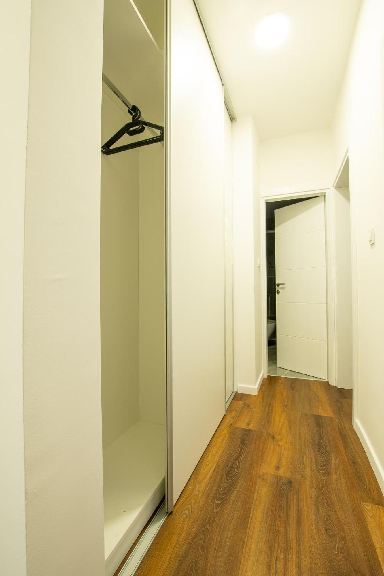 Apartman Valentina - Self Check In And Check Out Otocac Exterior photo